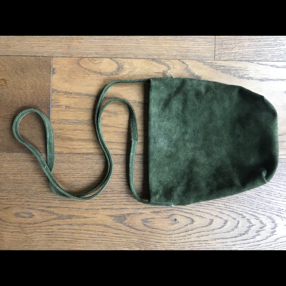 Baggu Olive Suede Cross Body purse